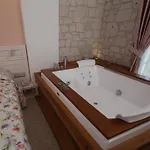 Cella & Ephesus Ξενοδοχείο *