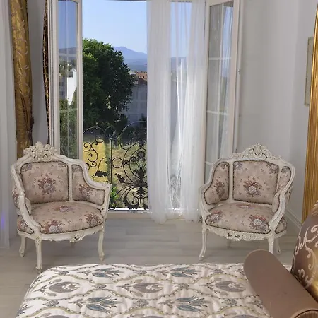 Cella & Ephesus Сельчук