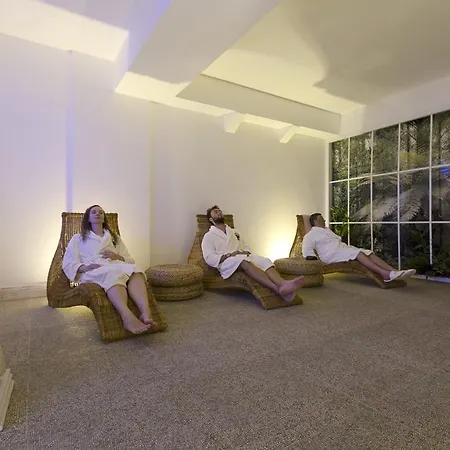 Отель Cella & Ephesus *